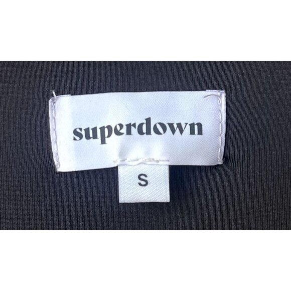 Superdown Crop Long Sleeve Black Revolve Sz S Plunging V Neck Reia Buckle Top - Picture 8 of 8